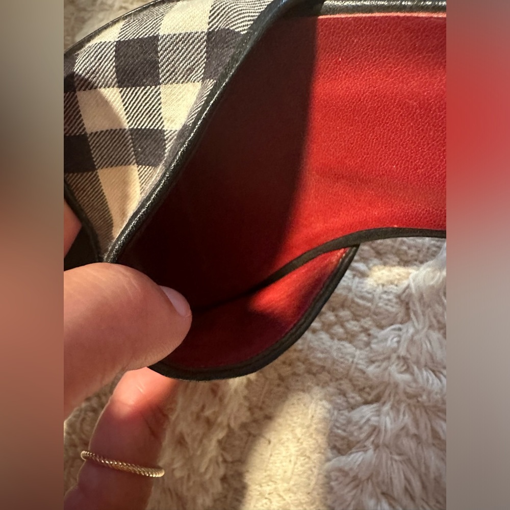 Burberry Black and Red Mules with Iconic Design - Picture 2 of 8